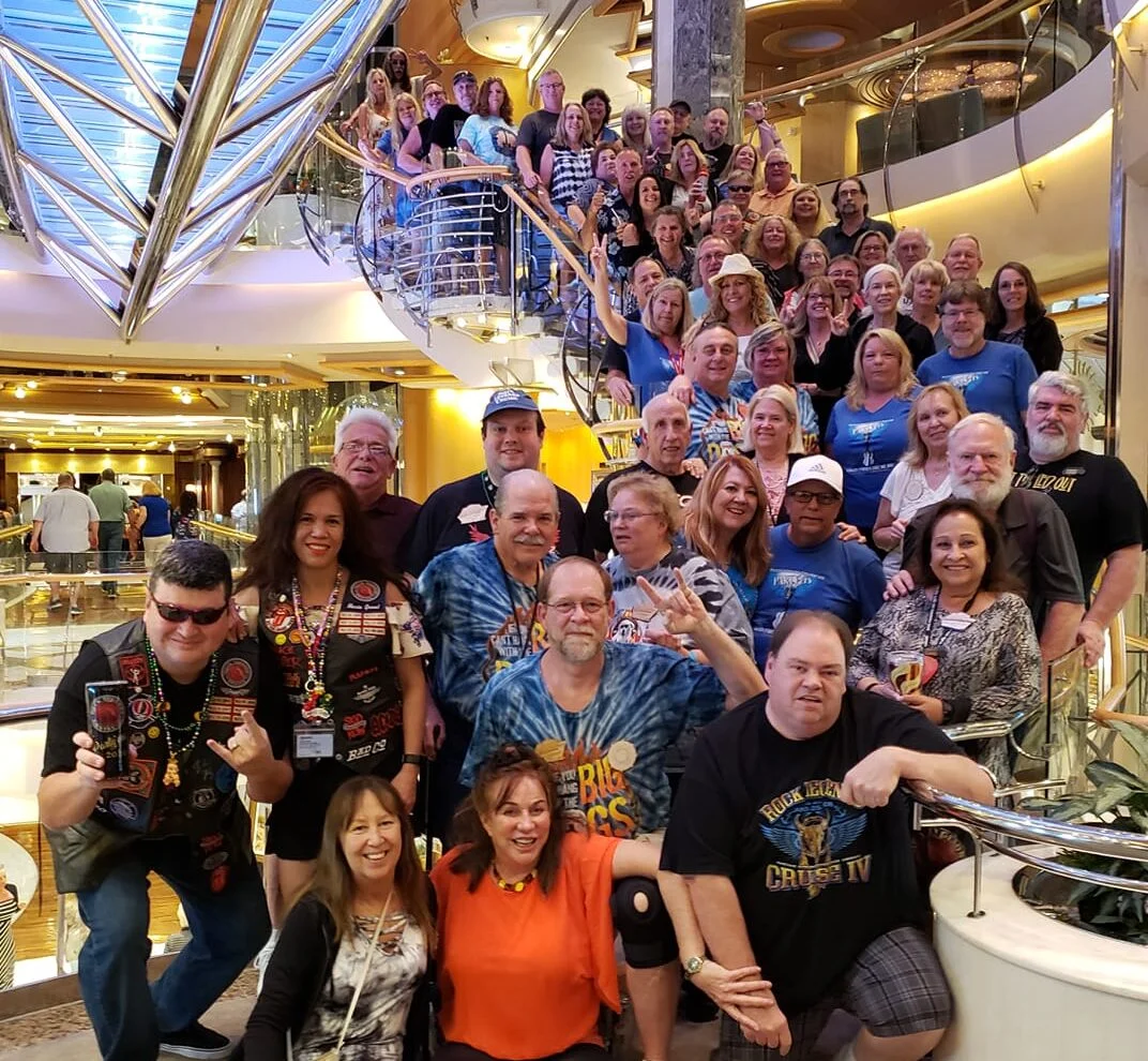 RLC guests gathered for a group photo on Vickie’s Tailgate Cruise before RLC 8